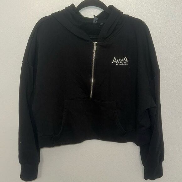 Aya Healthcare Oversized Crop Zip Sweater - Picture 1 of 4
